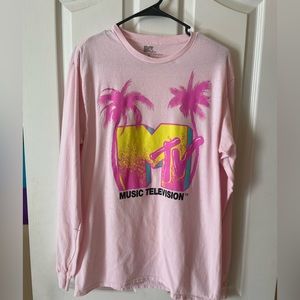 Long sleeve MTV graphic tee